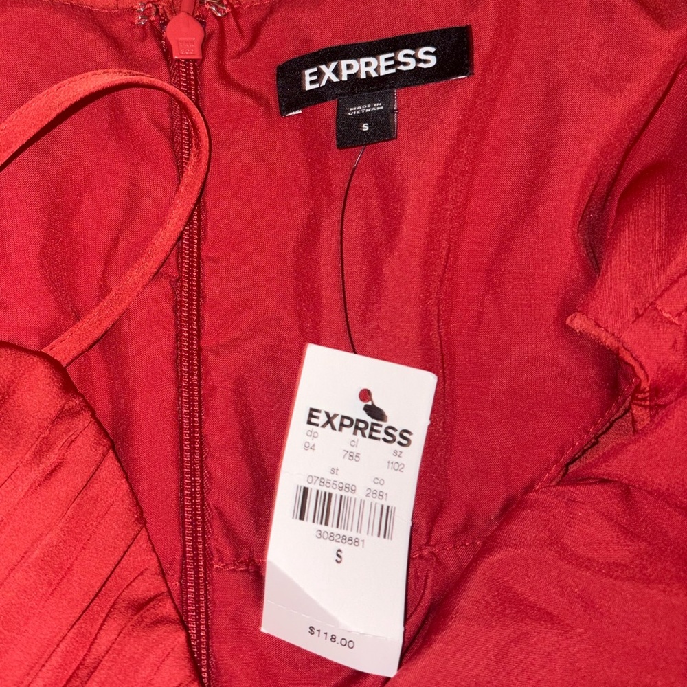 Express Red Pleated Cutout Maxi Dress Size Small NWT V-Neck Strappy Back Flowy - Picture 5 of 5